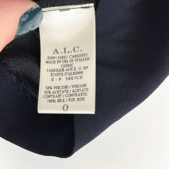 A.L.C. Zipper Detail Sleeveless Crop Top In Navy Size 0 New - Picture 7 of 7